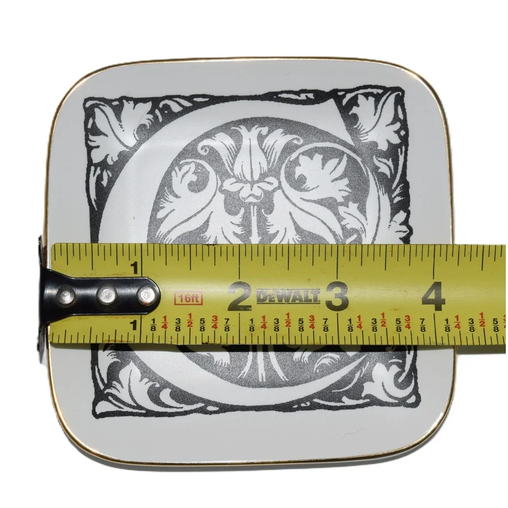 Rosanna Lithographie Initial C Trinket Dish OS White Black Gold Excellent Tray